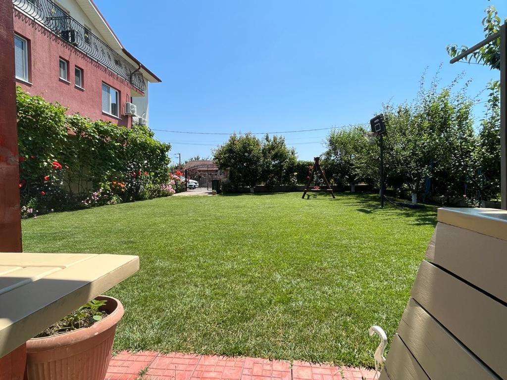 Vila Alexa Costinesti Exterior photo